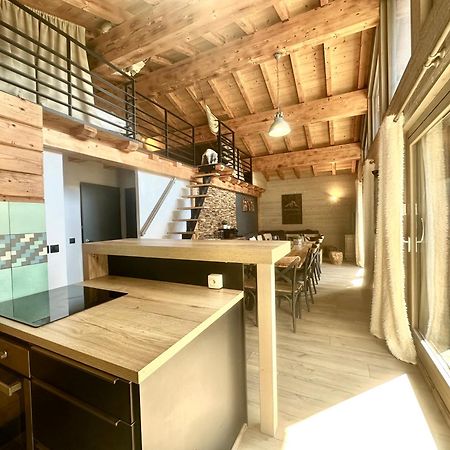 Chalet Le Petit Nicolas, Jacuzzi, Vue Mont Blanc Chamonix Bagian luar foto
