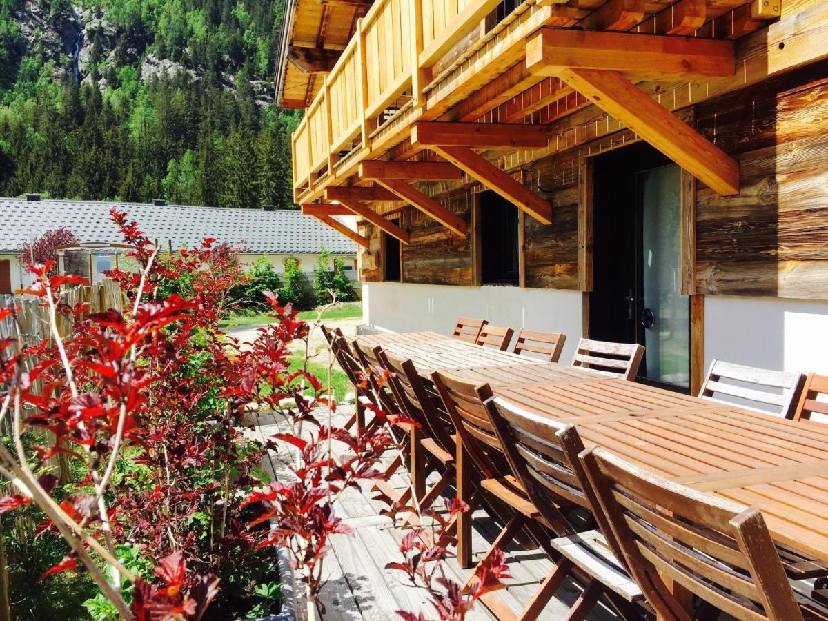 Chalet Le Petit Nicolas, Jacuzzi, Vue Mont Blanc Chamonix Bagian luar foto