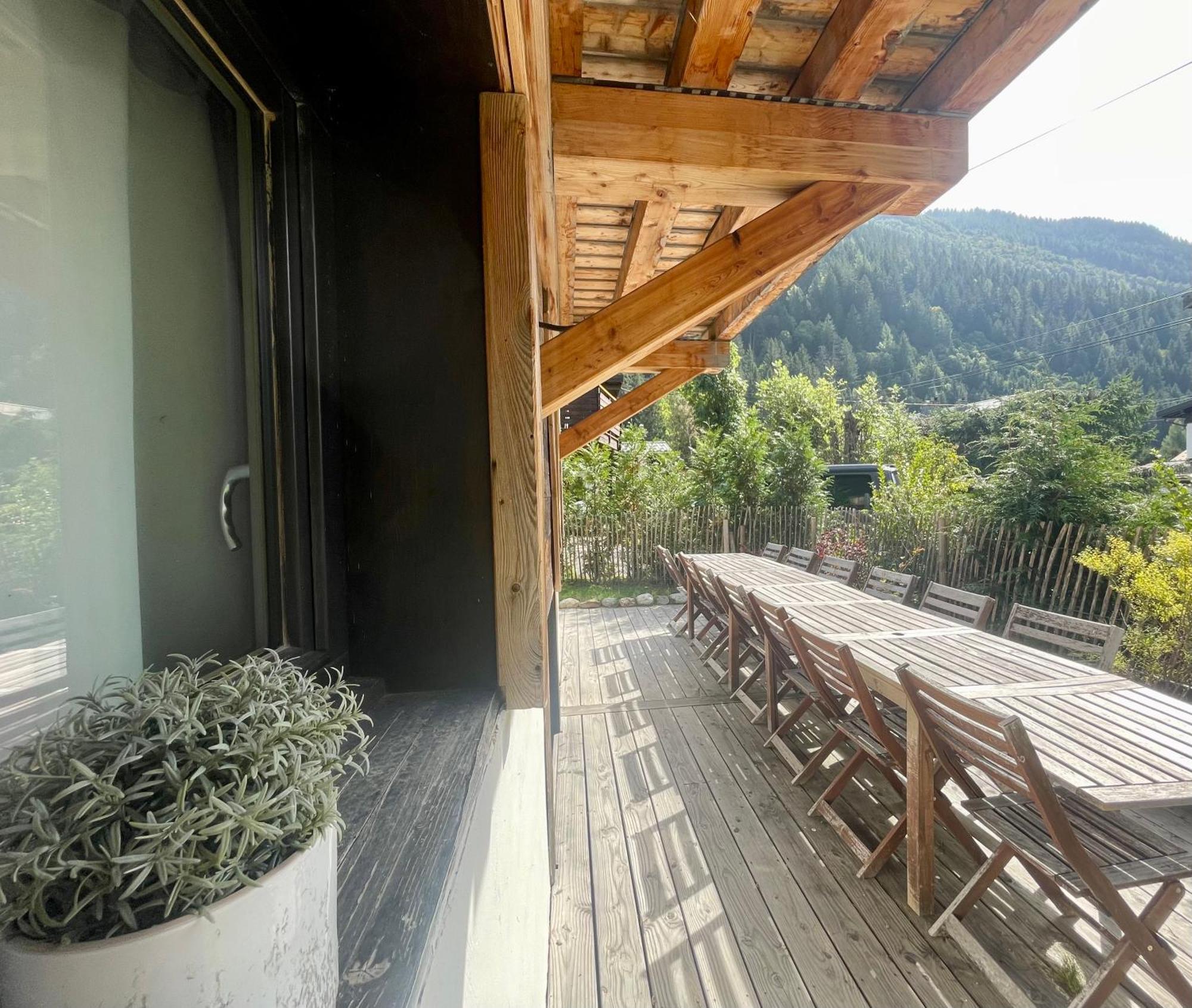 Chalet Le Petit Nicolas, Jacuzzi, Vue Mont Blanc Chamonix Bagian luar foto