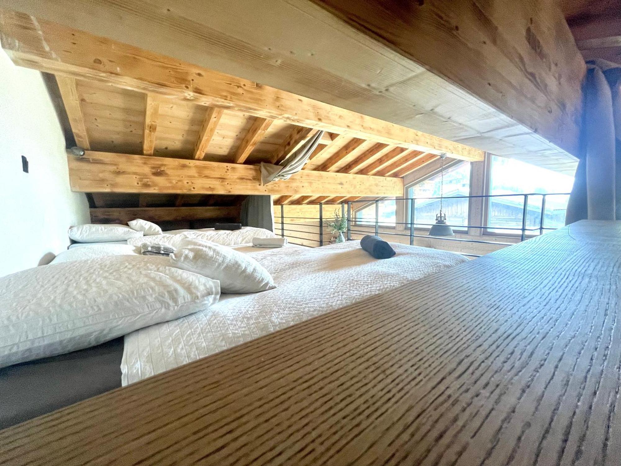 Chalet Le Petit Nicolas, Jacuzzi, Vue Mont Blanc Chamonix Bagian luar foto